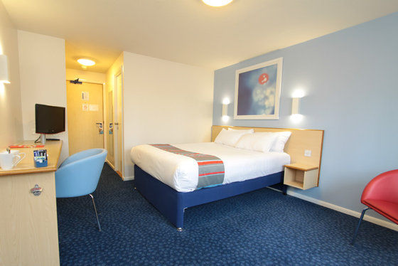Travelodge Birmingham Dudley Δωμάτιο φωτογραφία